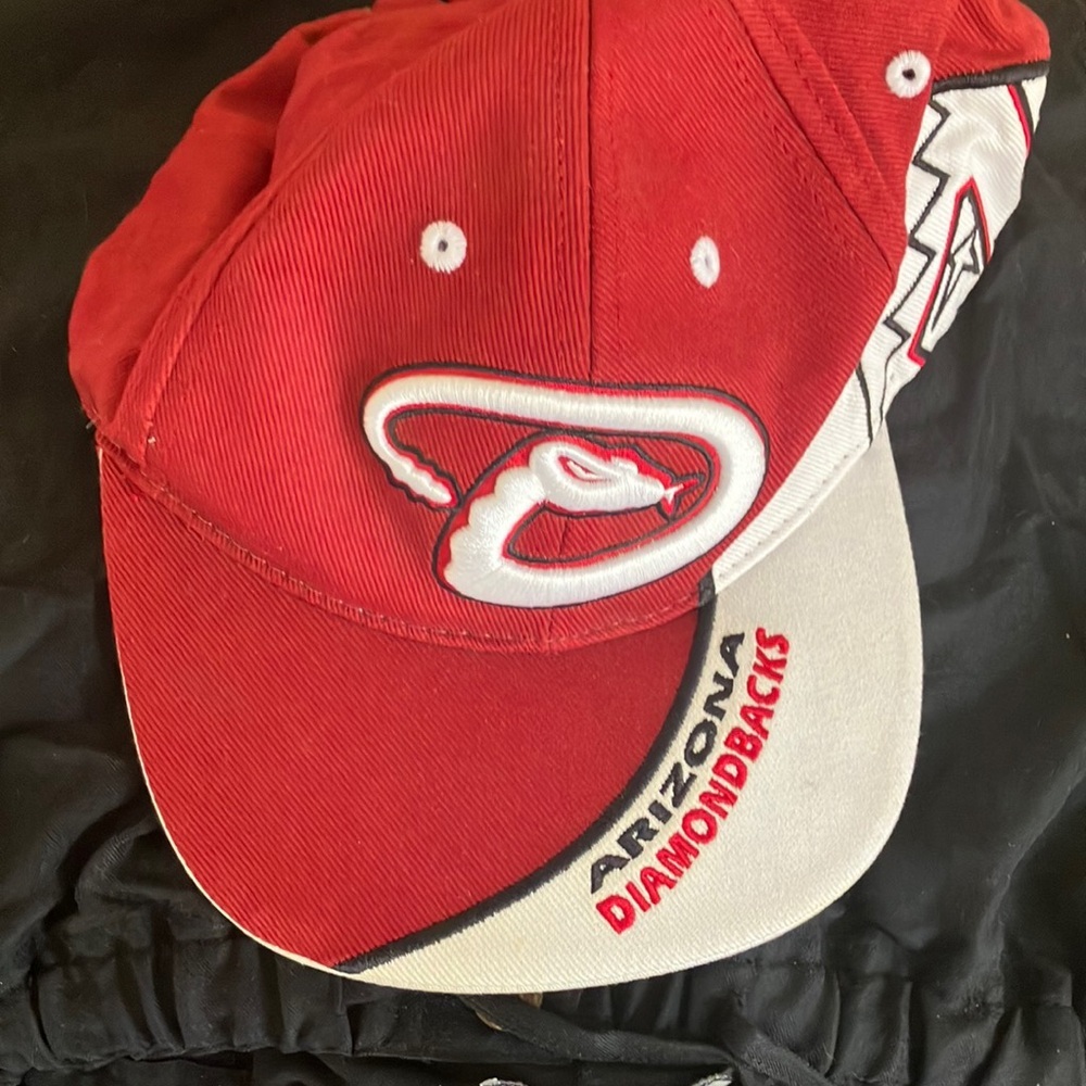 FINAL MARKDOWN Arizona diamond backs ball cap osfm